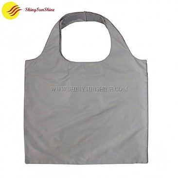 Custom Eco-friendly foldable polyester wholesale tote bags with handles.