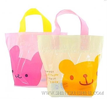Custom plastic shopping bags with handle.
